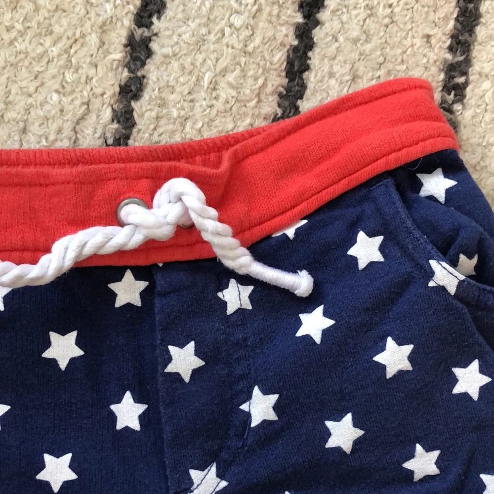 Carter’s star shorts